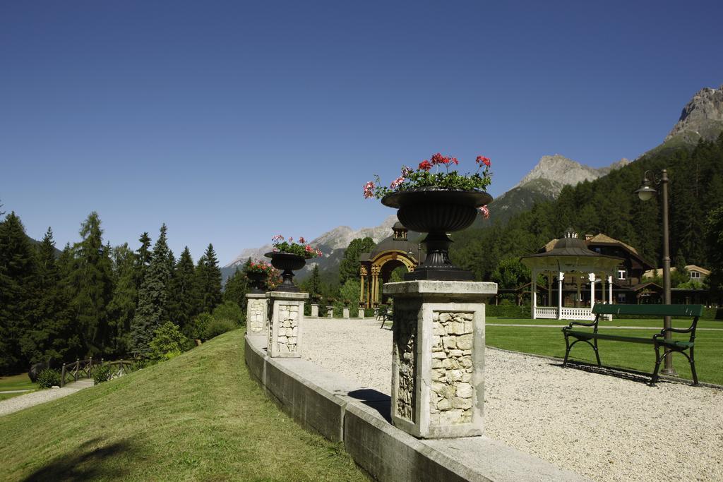 Hotel Robinson Club Schweizerhof à Vulpera Extérieur photo