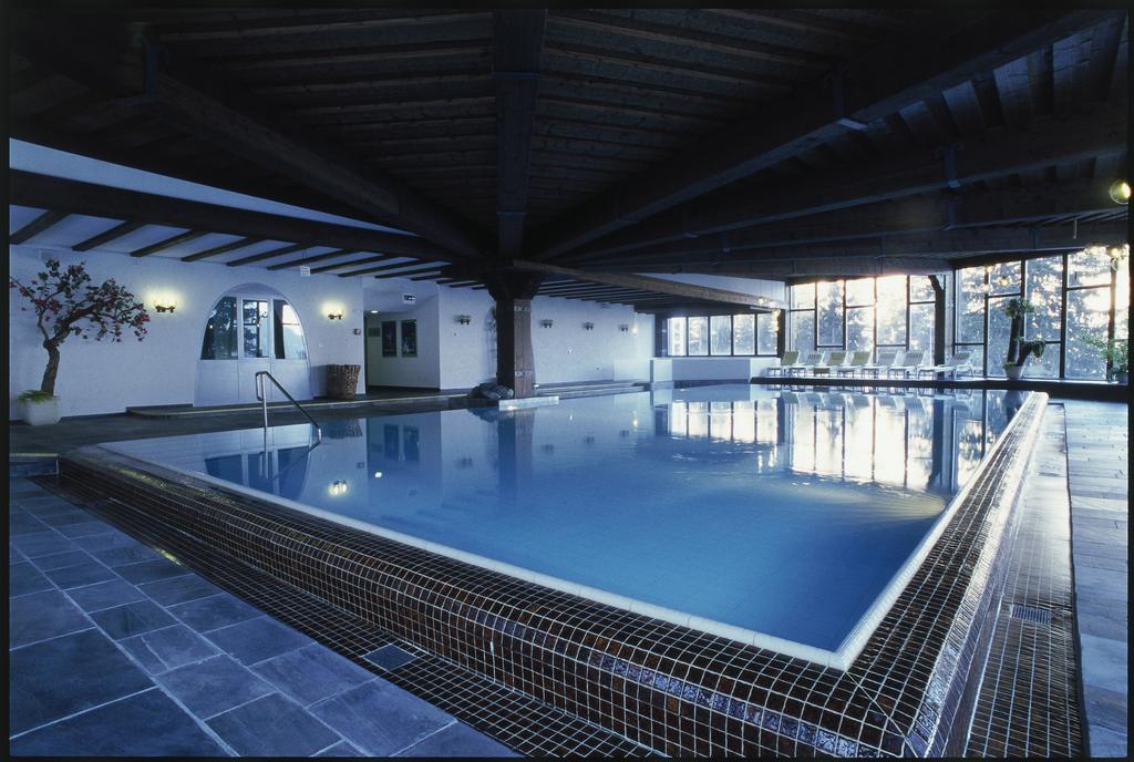 Hotel Robinson Club Schweizerhof à Vulpera Extérieur photo